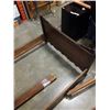 Image 2 : ANTIQUE SINGLE SIZE BED