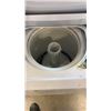 Image 8 : GE STACKER WASHER AND DRYER
