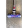 Image 2 : DYSON V7 MOTORHEAD ORIGIN CORDLESS STICK VACUUM - TESTED WORKING, RETAIL $499
