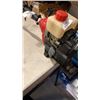 Image 2 : YARD MACHINES 31CC GAS WEEDEATER