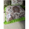 Image 2 : 9 SUNBRELLA PATIO THROW PILLOWS: 6 MATCHING, 2 GREEN  AND 1 PEACOCK