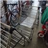 Image 2 : 2 FOLDING DRYING RACKS
