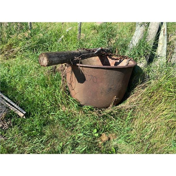 cast iron pot
