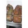 Image 2 : Vintage Hockey Gloves, Hockey Ankle Guards and Molando Micro Stick