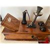 Image 2 : Oak telephone