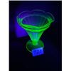 Image 1 : Uranium glass