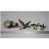 Image 1 : Vintage Ceramic Turtle Pulling Cart and 3 Ceramic Flying Ducks - 1 Broken
