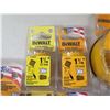Image 8 : Multiple DeWalt Bi-Metal Holesaw Misc Size