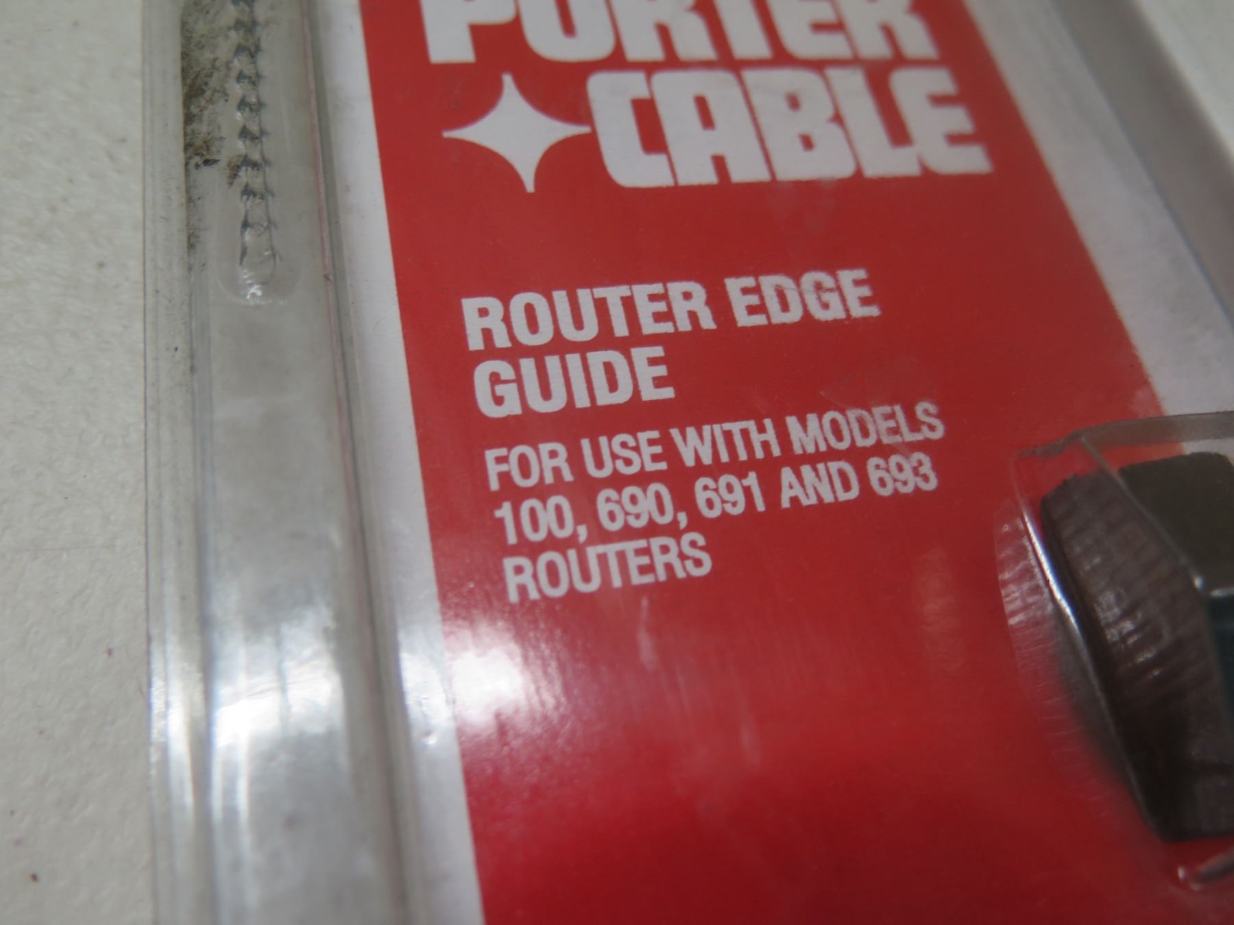 Using Porter Cable Router Edge Guide Qty 4 Porter Cable Router Edge Guide 42690 New in Package