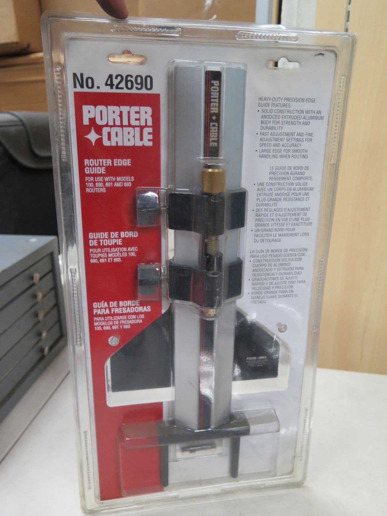 Qty 4 Porter Cable Router Edge Guide 42690 New in Package