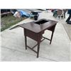 Image 7 : LOVELY DESK WITH "HIDDEN" STORAGE COMPARTMENT