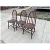 Image 5 : WOOD ROUND BACK CHAIRS; LOT OF 3