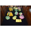 Image 1 : COLLECTION OF CHINESE PORCELAIN TEMPLE FRUITS (6 PCS)