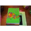 Image 2 : COLLECTION OF BOOKS ON FRUITS & FLOWERS OF HAWAII (7 PCS)