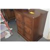 Image 4 : 2 DOOR STORAGE CABINET
