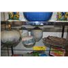 Image 1 : COLLECTION OF CERAMIC VASES & PLATE (5 PCS)