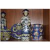 Image 6 : BLUE & WHITE STANDING EMPERORS, CLOISONNE COVERED JAR & PLATE & TEA CADDY (6 PCS)