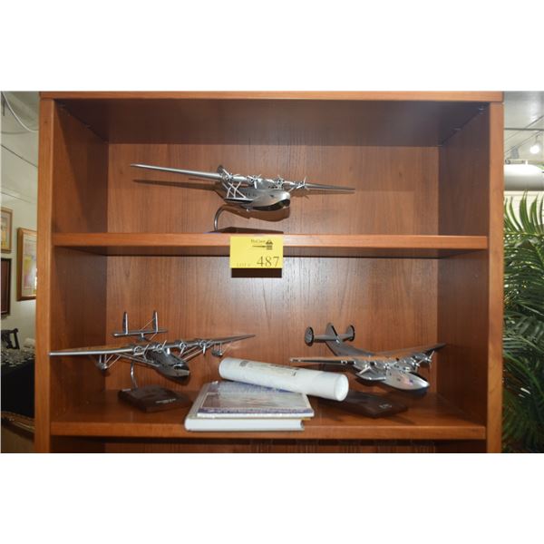 PAN AMERICAN MODEL PLANES, BOOKS & VINTAGE AD (6 PCS)