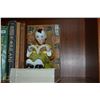 Image 2 : CHINESE POLYCHROME GLAZED EARTHENWARE FIGURAL BOOKENDS (9") (PAIR)