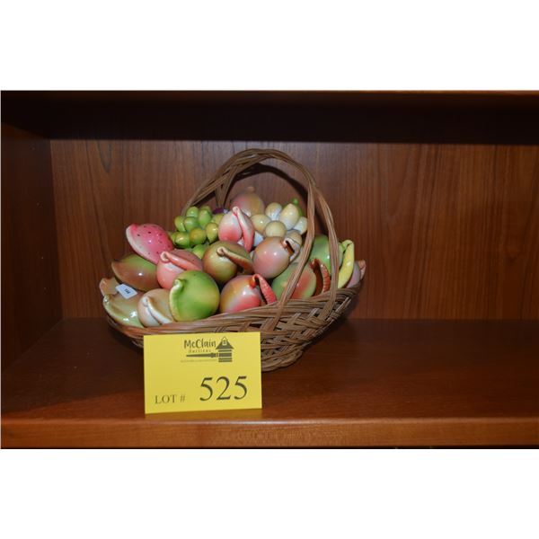 BASKET W/PAINTED SHELL ARRANGEMENT