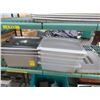 Image 1 : 7-1/2 Size Insert & Cambro Pans - 7 X $