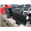 Image 1 : 11-Samsung 20" Monitor - 11 X $