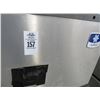 Image 2 : Manitowoc 400 Lb. Cap. Ice Machine