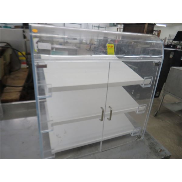 Plexi Glass 2 Door Merchandiser