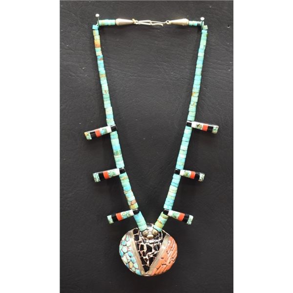 SANTO DOMINGO INDIAN NECKLACE