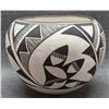 Image 3 : ACOMA INDIAN POTTERY JAR ( R. LEVANTONIO)