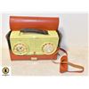 Image 1 : 1950S CROSLEY PORTABLE RADIO LEATHER CASE