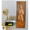 Image 1 : VINTAGE RADIO WITH NIGHT LIGHT AND CLOWN PICTURE