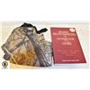 Image 1 : REAL TREE CAMO APRON & HOW TO  BUTCHERING BOOK