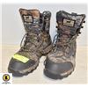 Image 1 : RED WING INSULATED SIZE 8 MENS CAMO BOOTS