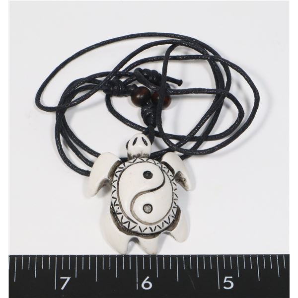 NEW TORTOISE YING/YANG PENDANT NECKLACE GREY