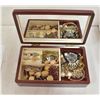 Image 1 : ESTATE JEWELRY BOX WITH CONTENTS OF