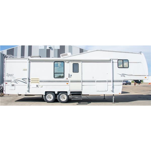 2000 TRIPLE E TOPAZ TOURING EDITION 5TH WHEEL, 32'