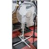 Image 1 : STANDING FAN WHITE COLOUR