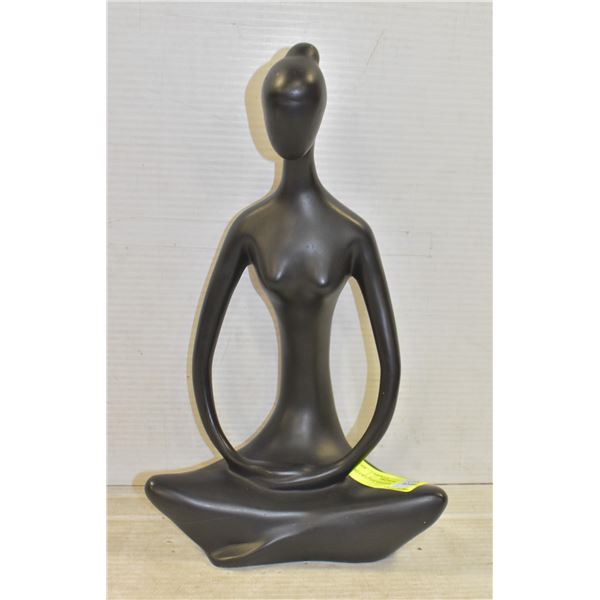 DECORATIVE STATUE H-13.75"