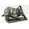 Image 1 : VINTAGE 1973 BULL SCULPTURE 20" X 10" X 11"