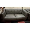 Image 3 : NEW DARK GREY GENUINE LEATHER MODERN SOFA AND LOVE