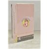 Image 1 : CASE OF LADY HORNET 1 1/4 ROLLING PAPER W. FILTER