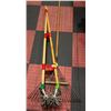 Image 1 : BUNDLE OF YARD AND GARDEN TOOLS