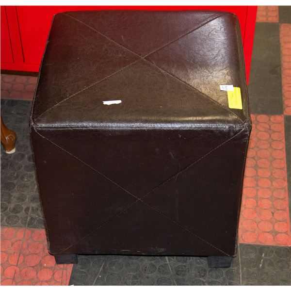 16  X 16  X 16  BLACK FOOT STOOL