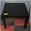 Image 1 : SIDE TABLE 22" X 22" X 18"