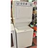 Image 1 : WHIRLPOOL WHITE STACKED WASHER SRYER COMBO
