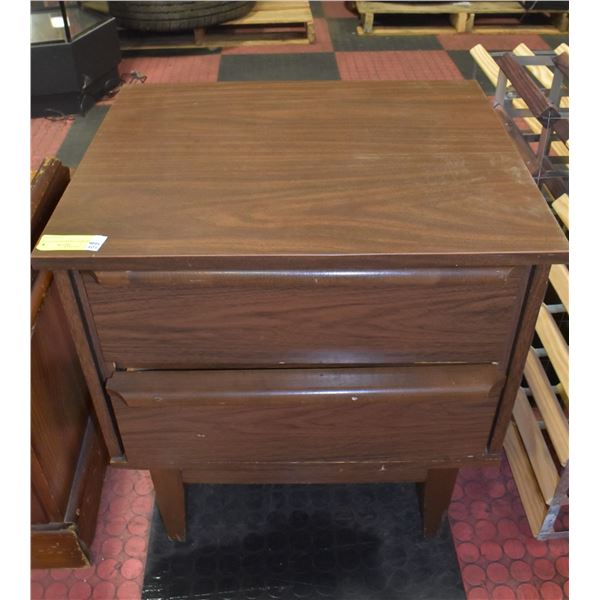 VINTAGE 2 DRAWER NIGHT TABLE H-23.5" W-18" L-22"