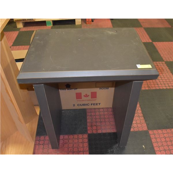 GREY TABLE H-29" W-20" L-26"