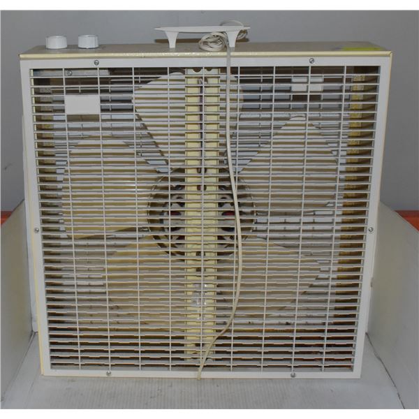 LARGE 2 SPEED FLOOR FAN WORKING