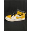 Image 2 : Nike Air Jordan Kids Shoes Size 12